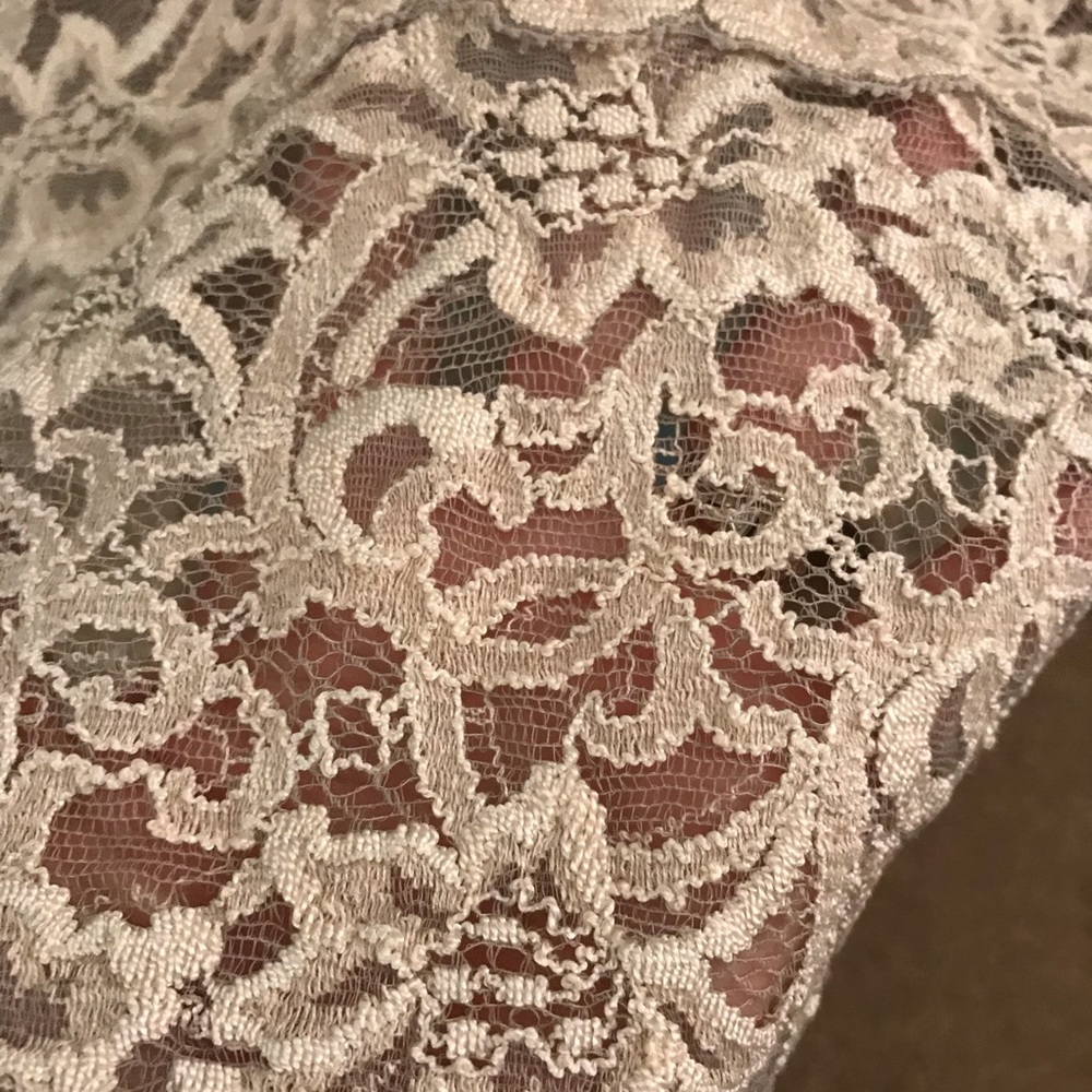 Dress - Picture 5 of 7